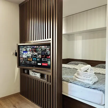 'winterfell' * 亚霍里纳