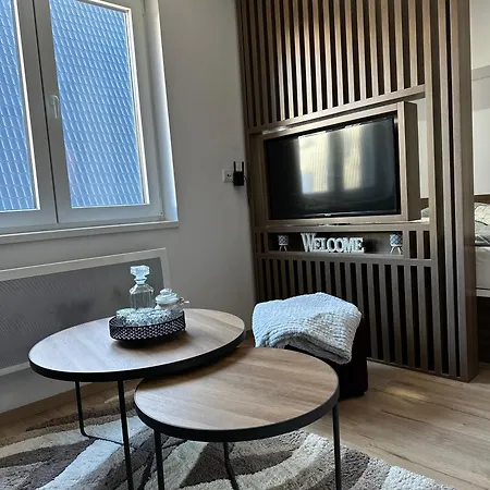 'winterfell' 亚霍里纳